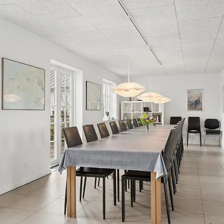 Large For 18 People On South Funen Fåborg
